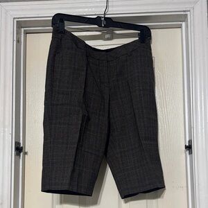 Women’s Express Editor Classic Charcoal Plaid Dress Shorts